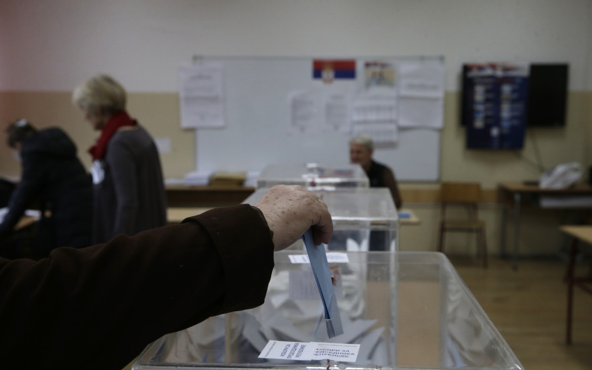 Koalicija Dveri, Narodna stranka i 'Živim za Srbiju' predala listu za lokalne izbore u Novom Sadu
