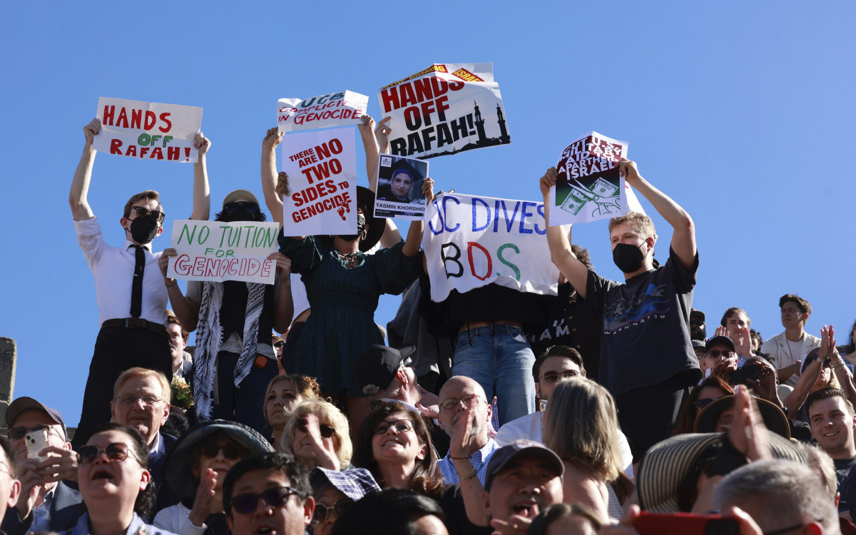 Protest studenata Univerziteta Virdžinija zbog Gaze, napustili dodelu diploma